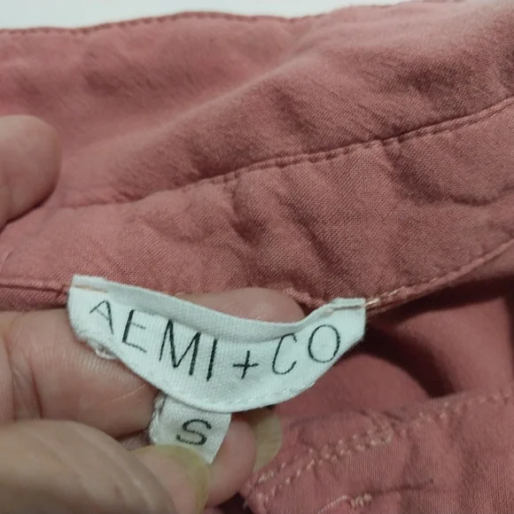 AEMI+CO Elegant Frayed Hem Button-Up Shirt - Dusty Pink Esposedseam Raw - Picture 11 of 11